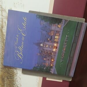 Biltmore Estate 📚